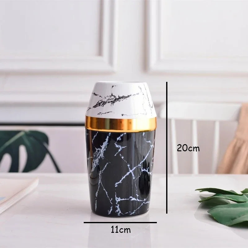 Vase Marbré et Or